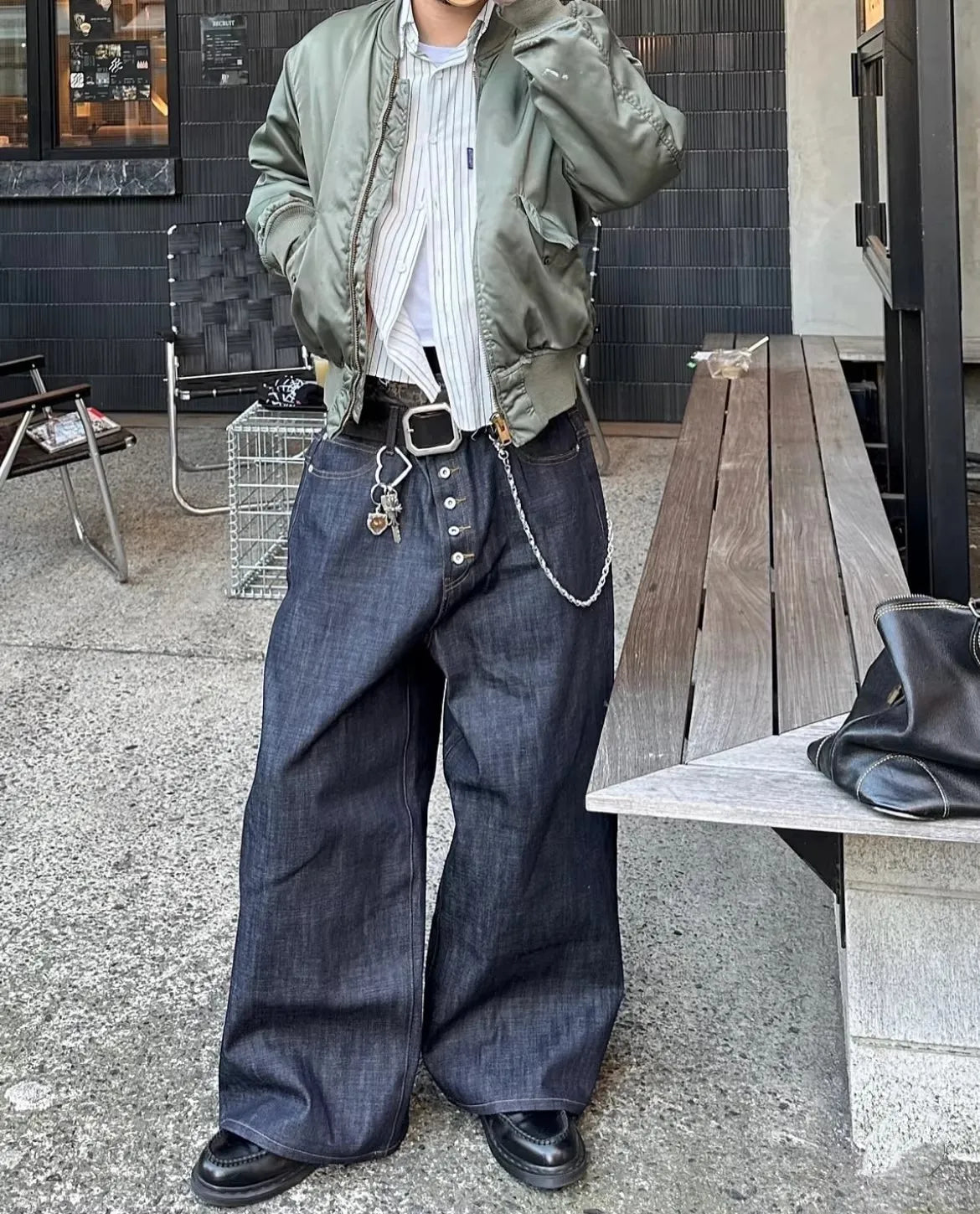 Loose Fit Jeans