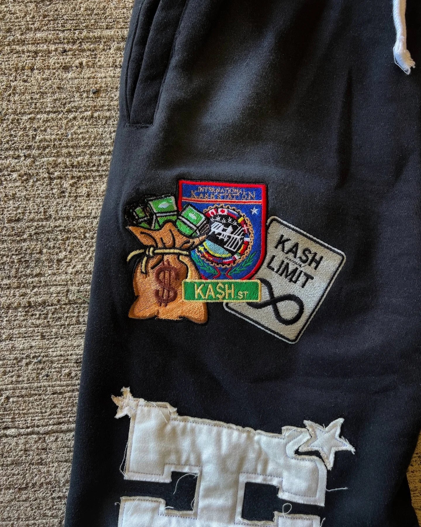 Y19 pants